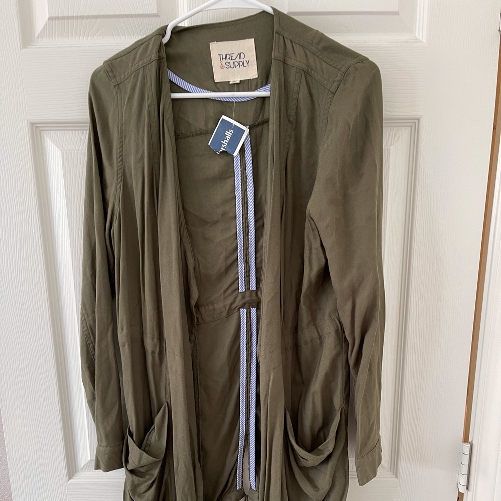 SOLD 🛑 Green jacket